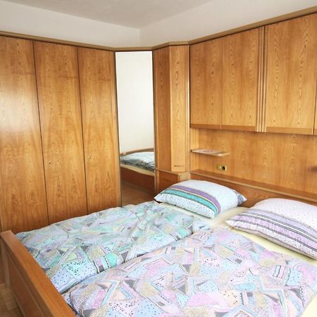 Geraeumige Ferienwohnung Im Zentrum Sankt Poelten Exterior foto